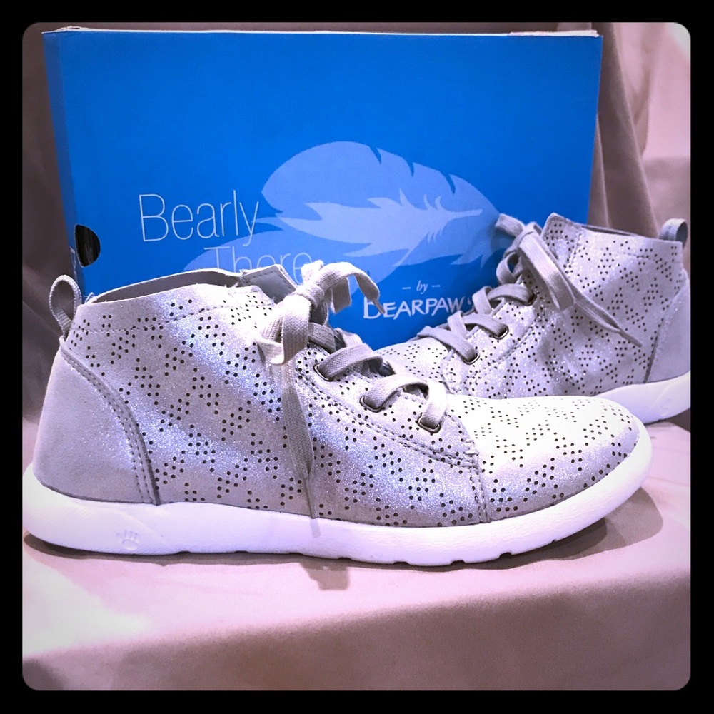 NEW Silver ankle boot-high top-Size 9